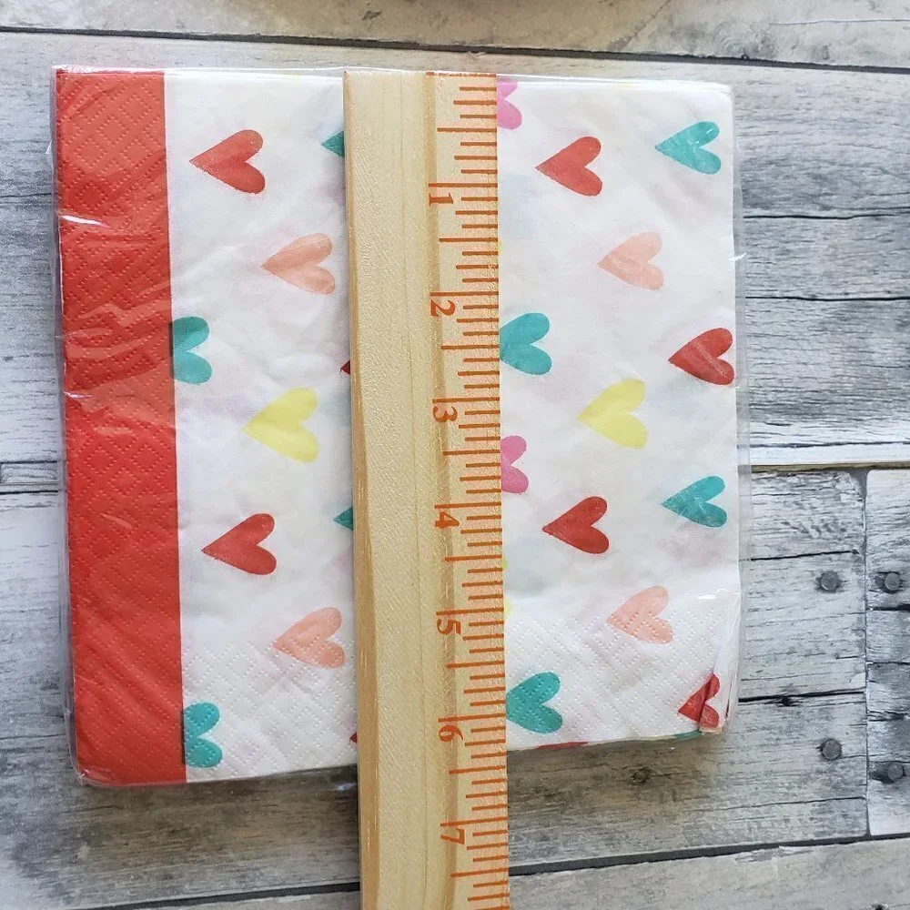NWT - Heart Paper Plates (12) and Paper Napkins (20)